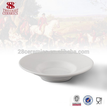 White Round porcelain dinner plates for hotel